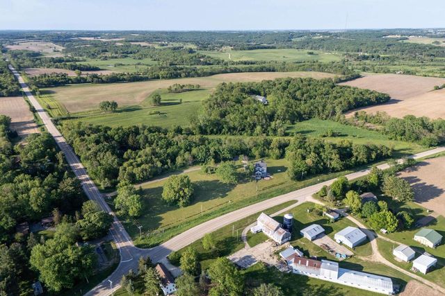 2844 County Road J, Verona, WI 53593