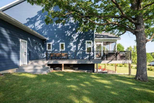 2844 County Road J, Verona, WI 53593