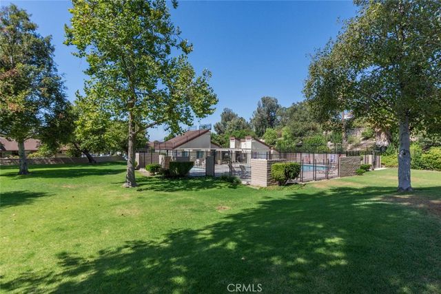 1791 E Avenida De Las Flores, Thousand Oaks, CA 91362