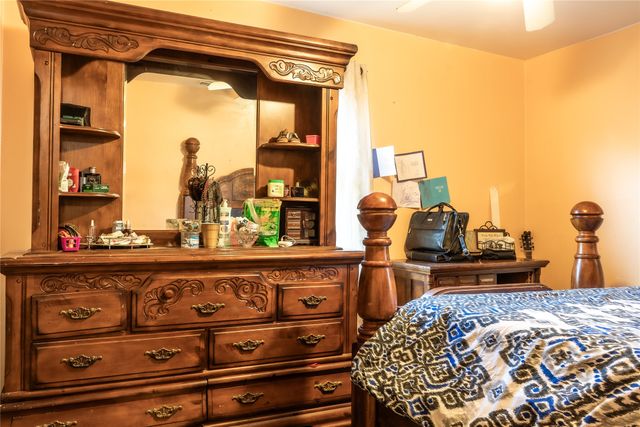 1010 Mcclendon Street, Irving, TX 75061