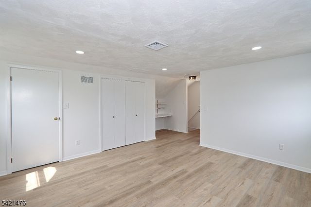 1211 Higa Ter, Union Twp., NJ 07083