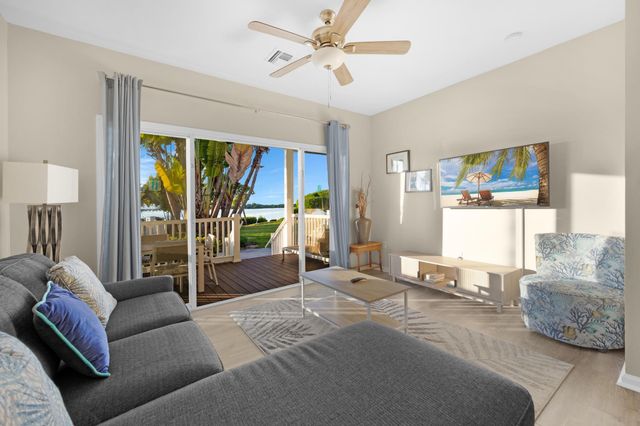 5081 Sunset Village Drive, Duck Key, FL 33050