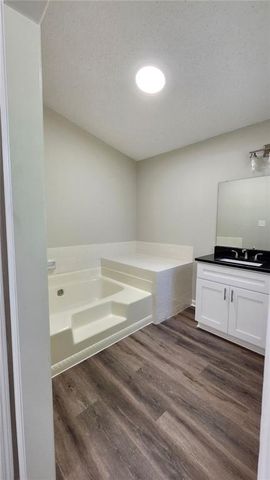 7847 Sugarland Drive, Jonesboro, GA 30236