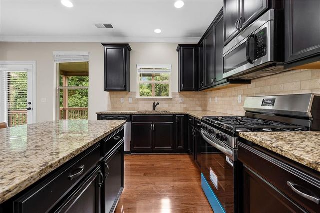 2750 Blake Towers Lane, Buford, GA 30519