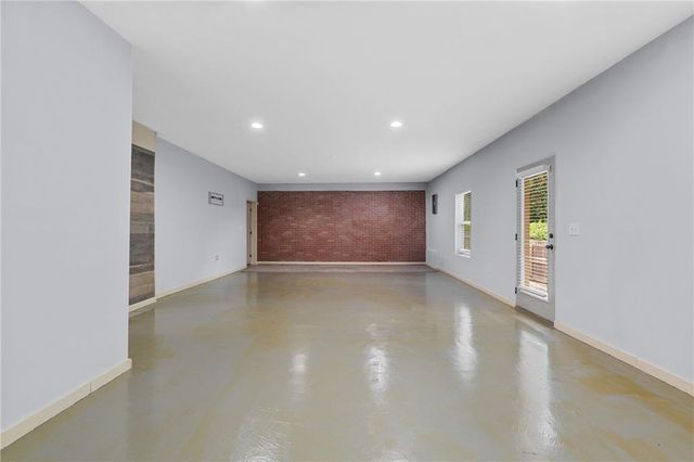 2750 Blake Towers Lane, Buford, GA 30519