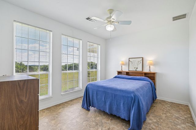 346 County Road 0090, Powell, TX 75153