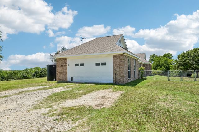 346 County Road 0090, Powell, TX 75153