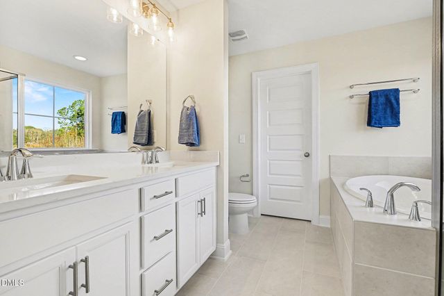 51 Starlet Rdg Way, Clayton, NC 27520