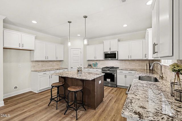 51 Starlet Rdg Way, Clayton, NC 27520