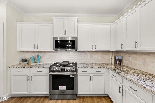 51 Starlet Rdg Way, Clayton, NC 27520