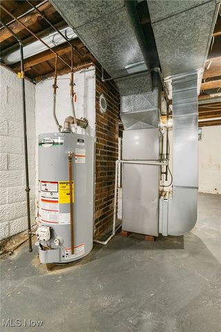 1176 Parkside Drive, Alliance, OH 44601