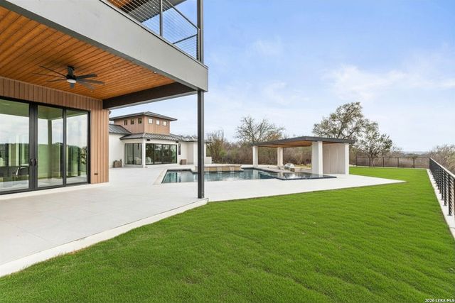 104 S Tower Drive, Hill Country Village, TX 78232