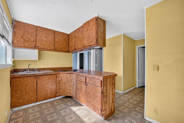 7003 Sandswept Lane, Houston, TX 77086