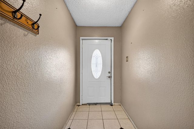 7003 Sandswept Lane, Houston, TX 77086