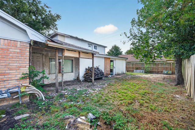 7003 Sandswept Lane, Houston, TX 77086
