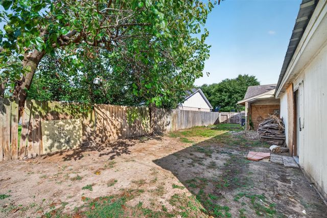 7003 Sandswept Lane, Houston, TX 77086
