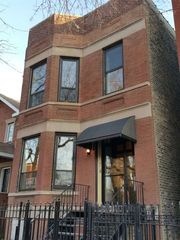 1803 W Superior Street 1, Chicago, IL 60622