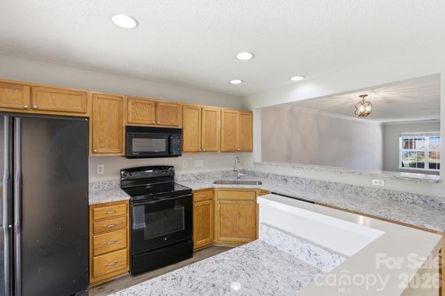 10265 University Park Lane, Charlotte, NC 28213