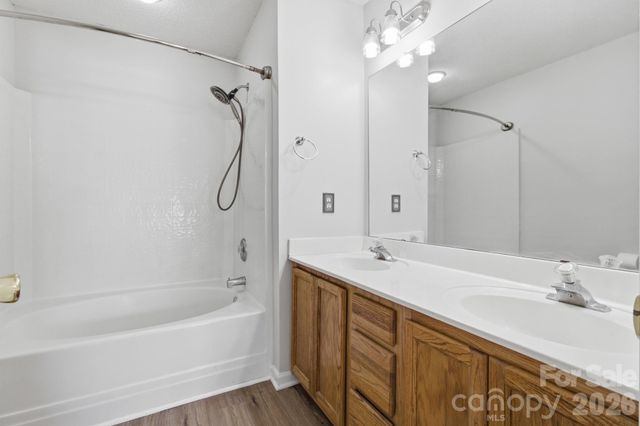 10265 University Park Lane, Charlotte, NC 28213