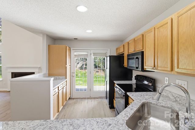 10265 University Park Lane, Charlotte, NC 28213