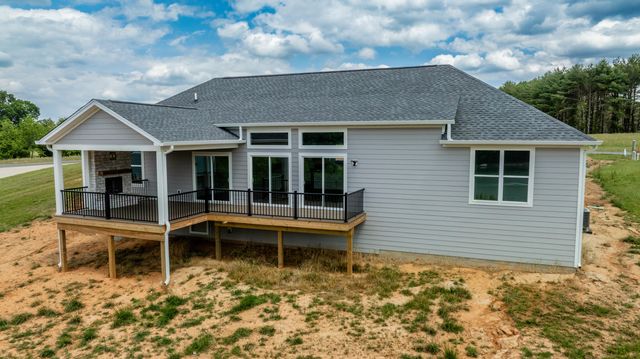 634 Beacon Street, Russell Springs, KY 42642