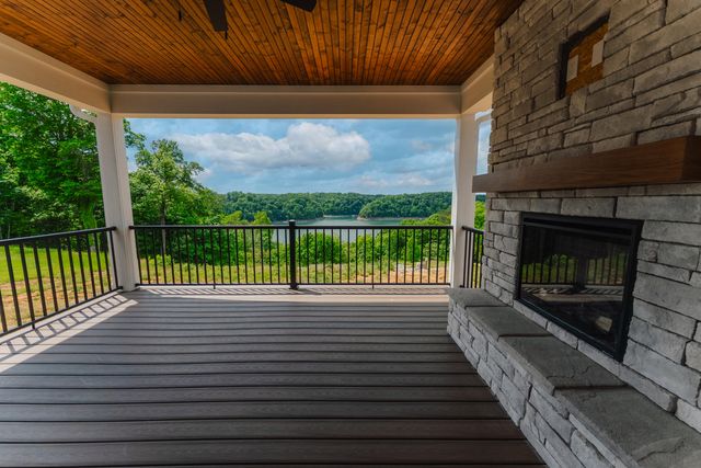634 Beacon Street, Russell Springs, KY 42642
