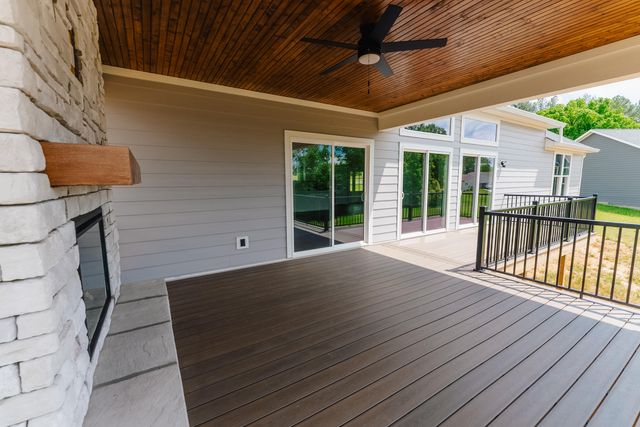 634 Beacon Street, Russell Springs, KY 42642