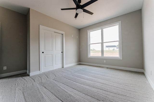 634 Beacon Street, Russell Springs, KY 42642