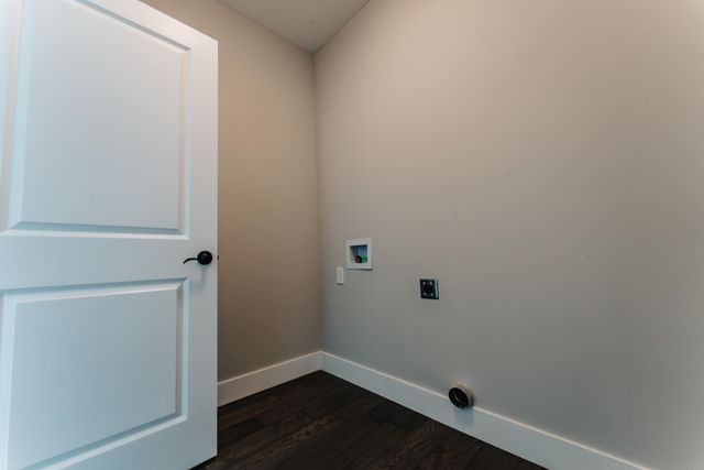 634 Beacon Street, Russell Springs, KY 42642