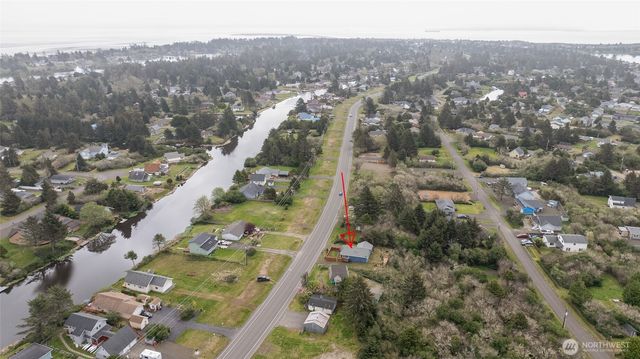 531 Point Brown Avenue SW, Ocean Shores, WA 98569