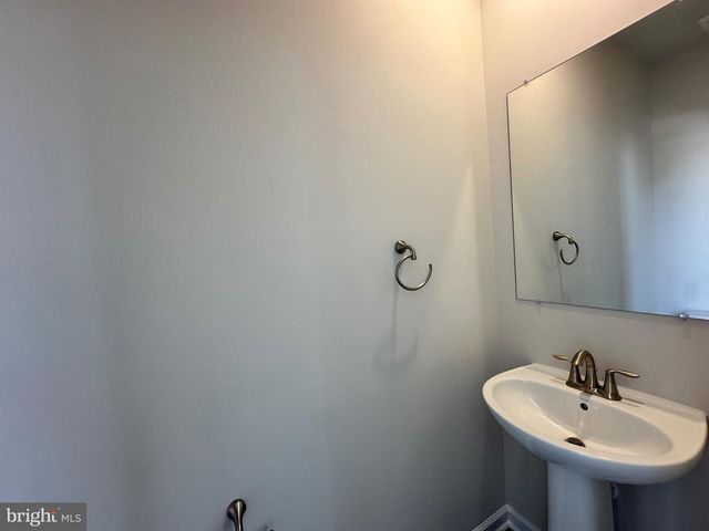 10995 BARNARD PL, White Plains, MD 20695