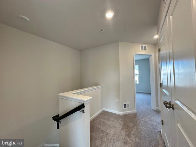 10995 BARNARD PL, White Plains, MD 20695