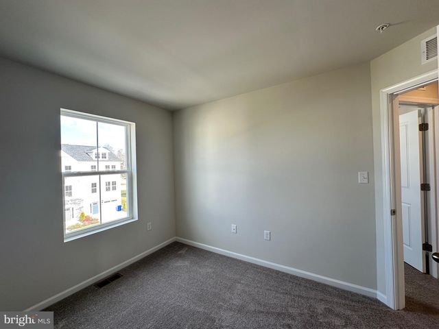 10995 BARNARD PL, White Plains, MD 20695