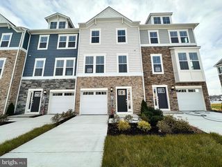 10995 BARNARD PL, White Plains, MD 20695