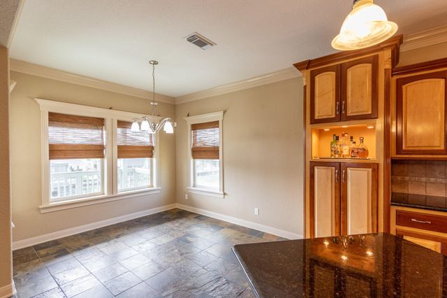 391 Ling Street, Bayou Vista, TX 77563