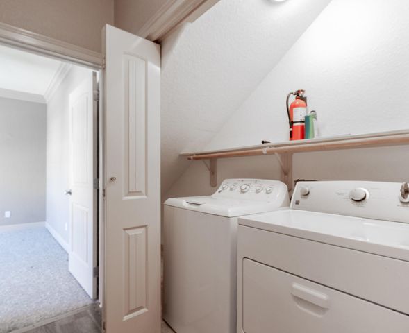 391 Ling Street, Bayou Vista, TX 77563