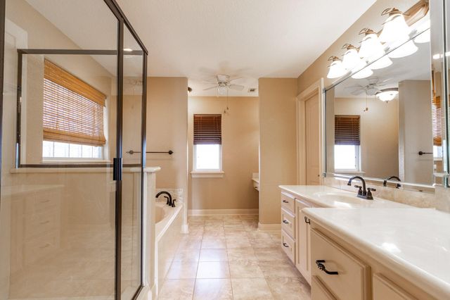 391 Ling Street, Bayou Vista, TX 77563