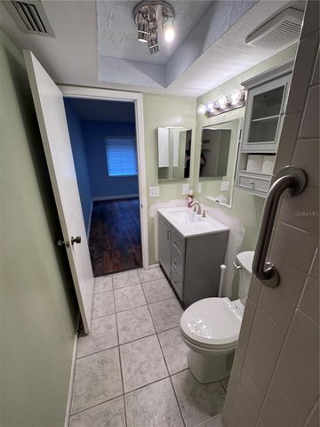 511 LONGFELLOW COURT B, Safety Harbor, FL 34695