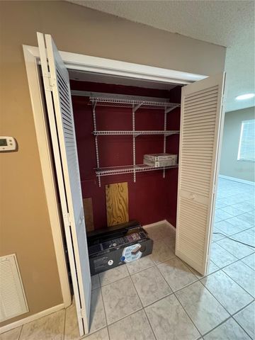 511 LONGFELLOW COURT B, Safety Harbor, FL 34695