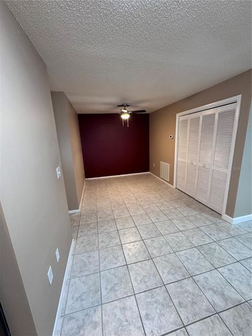 511 LONGFELLOW COURT B, Safety Harbor, FL 34695