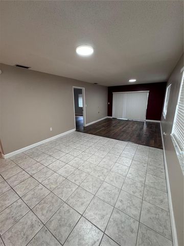 511 LONGFELLOW COURT B, Safety Harbor, FL 34695