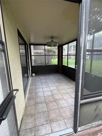 511 LONGFELLOW COURT B, Safety Harbor, FL 34695