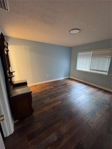 511 LONGFELLOW COURT B, Safety Harbor, FL 34695