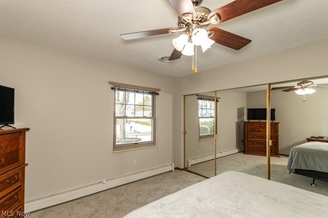 340 Parkway Boulevard, Madison, OH 44057