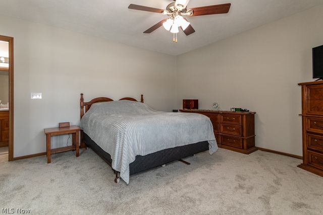 340 Parkway Boulevard, Madison, OH 44057