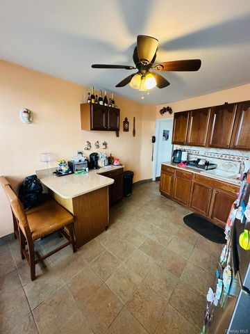 3121 middletown Road 4K, Bronx, NY 10461