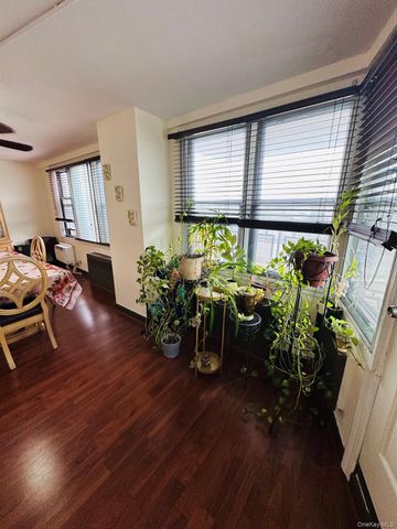 3121 middletown Road 4K, Bronx, NY 10461