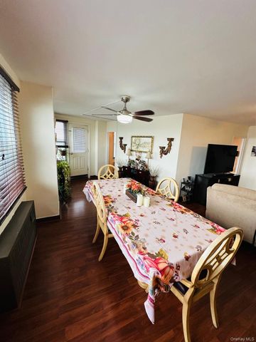 3121 middletown Road 4K, Bronx, NY 10461