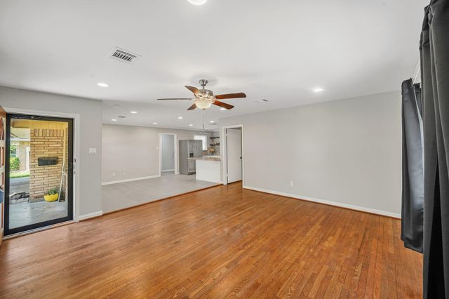 9514 Vilven Lane, Houston, TX 77080