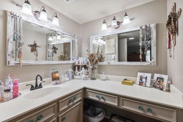 1129 Darby Loop, Conroe, TX 77385